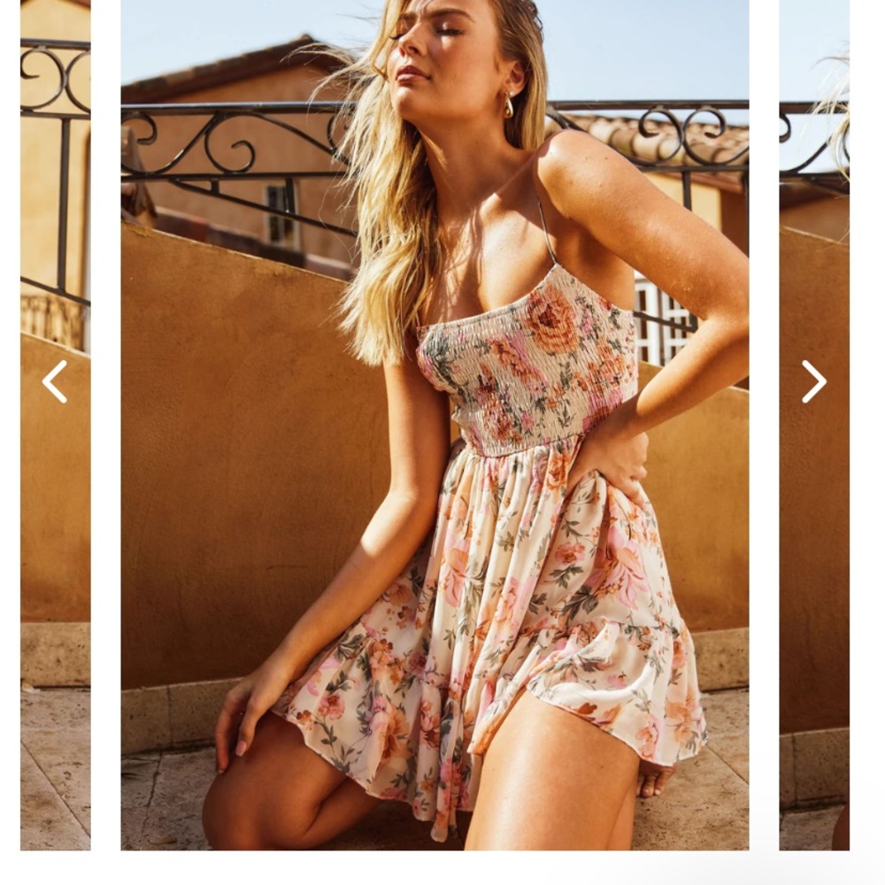 NWT smocked bodice flounce hem floral print dress